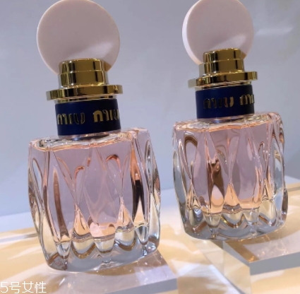 miumiu2018粉色香水好聞嗎？和舊款香水哪個更好聞