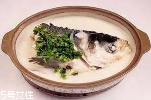 魚頭煮多久能熟 美味魚頭湯燉法