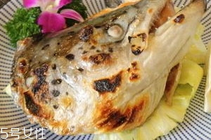 魚(yú)頭不能跟什么一起吃 魚(yú)頭相克食物