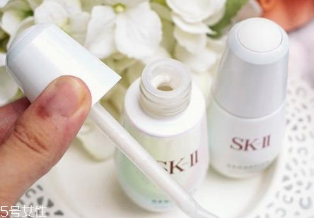 sk2小燈泡和小銀瓶哪個(gè)好？sk2小燈泡使用測(cè)評(píng)