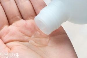 所有的爽膚水都能敷水膜嗎？這4種不適合