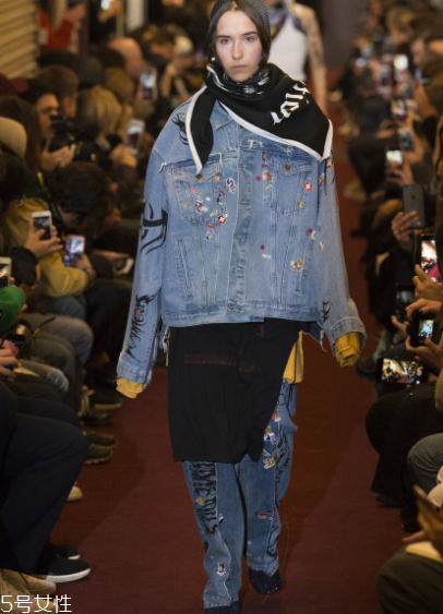 vetements2018秋冬系列服裝怎么樣_好看嗎？