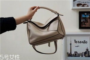 loewe是奢侈品嗎？西班牙百年奢華品牌