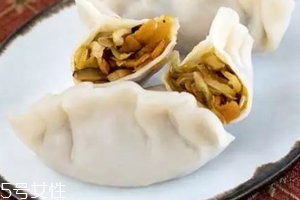 餃子餡可以放雞精嗎？會危害健康