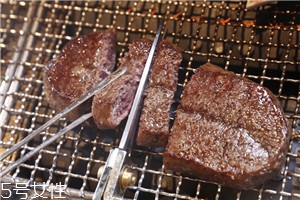 牛肉各個(gè)部位怎么烤好吃又嫩