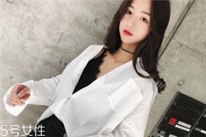 襯衫可以搭配羽絨服嗎？襯衫要這樣搭配