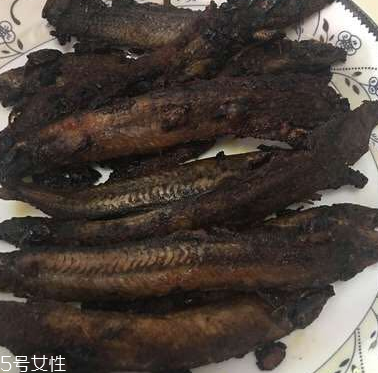 泥鰍會(huì)吃小魚嗎？這個(gè)是不會(huì)的