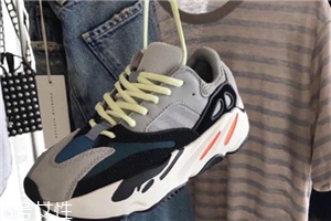 yeezy 700偏碼嗎？yeezy 700碼數(shù)正常嗎