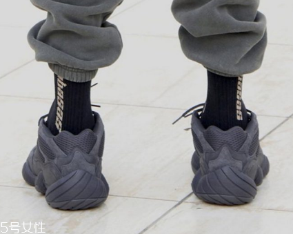 yeezy 500 utility black什么時候發(fā)售_在哪買？