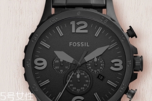 fossil手表怎么換表帶？fossil手表怎么用