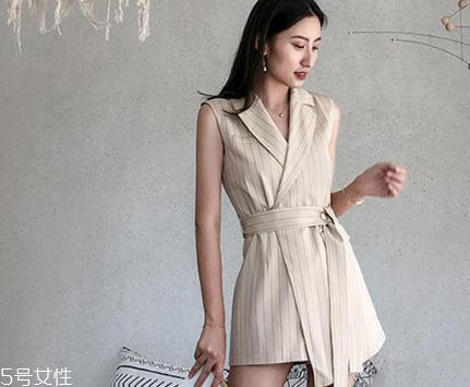 白領上班穿什么衣服？白領mm穿搭圖片