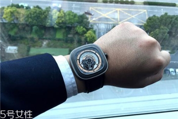 sevenfriday是什么檔次 平價手表中的黑馬