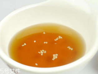 芝麻油的營養(yǎng)成分很多