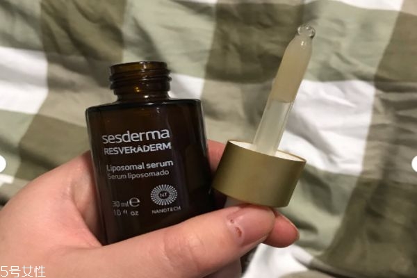 sesderma白藜蘆醇精華可以白天用嗎 要做好防曬