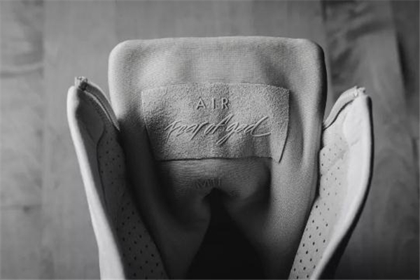 耐克air fear of god 1真假鑒定 真假對(duì)比很明顯