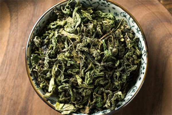 丁香茶適合什么季節(jié)喝 丁香茶能和菊花一起泡水喝嗎