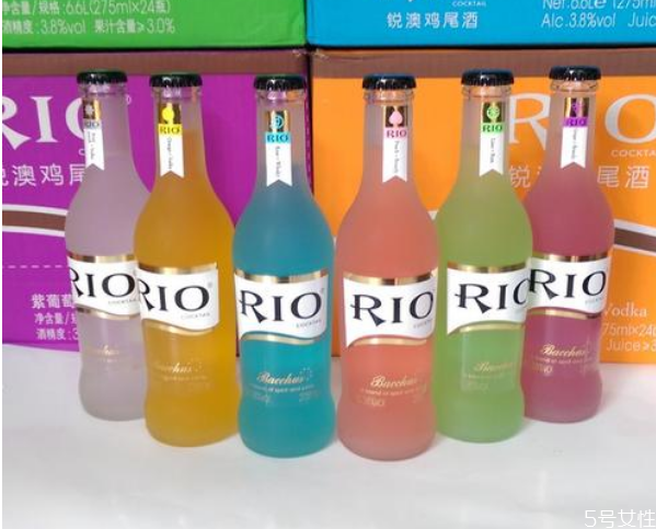 rio雞尾酒熱量 女生晚上喝rio會(huì)長胖嗎