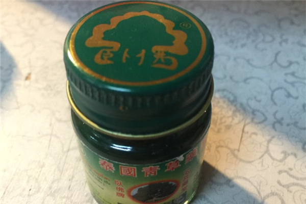 泰國青草膏能擦痘痘嗎 泰國青草膏能擦傷口嗎