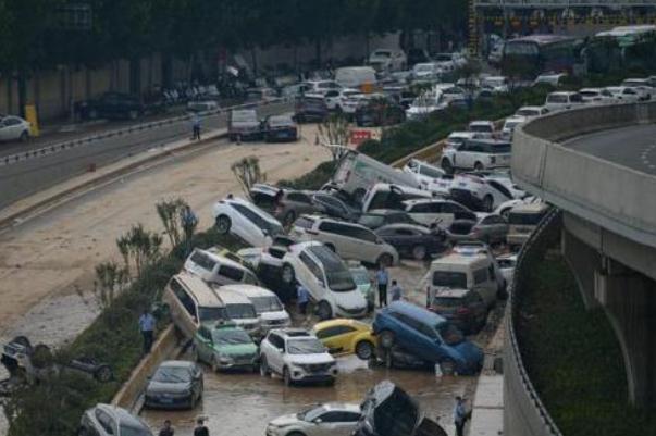 鄭州又確認(rèn)26人不幸遇難 暴雨后注意事項